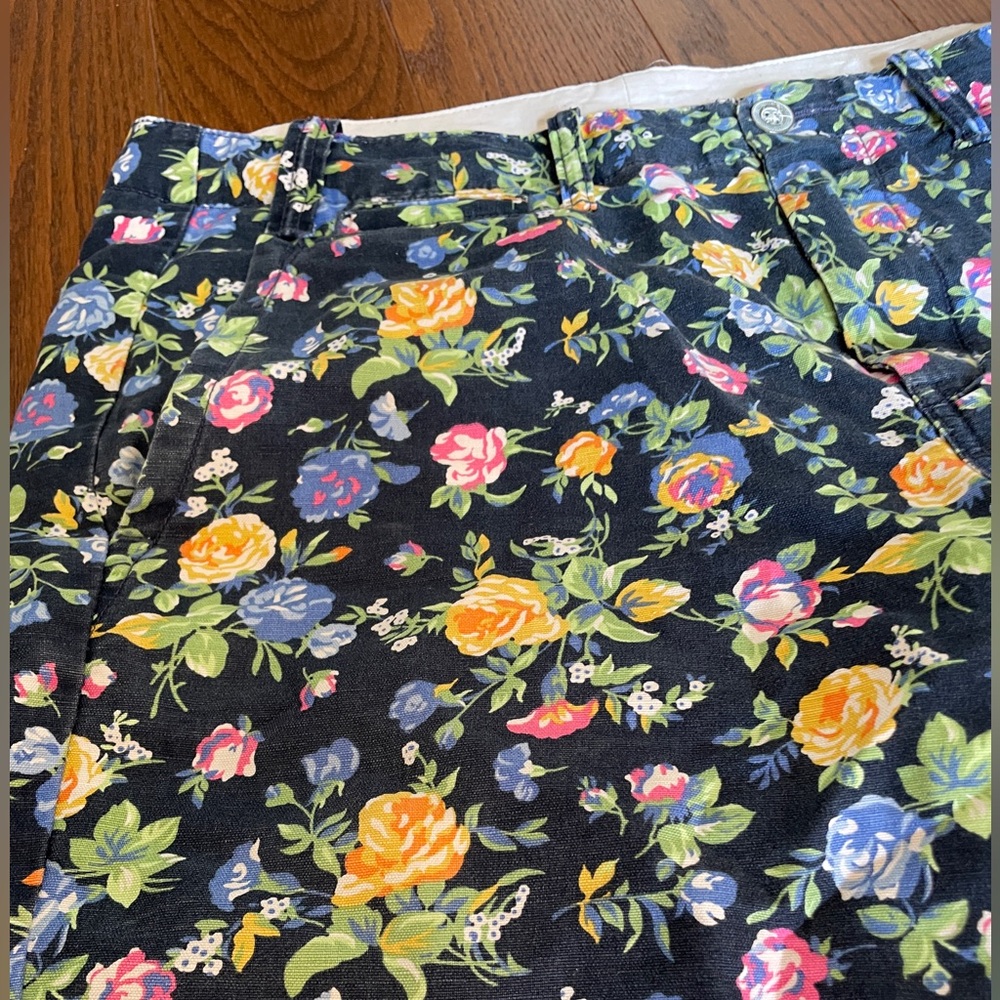 Polo Ralph Lauren Linen Shorts - Navy Floral - Size 34 - Used - Picture 2 of 6